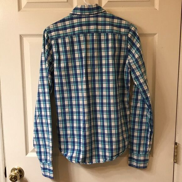 Hollister Plaid Flannel Button Down Shirt - Picture 5 of 5
